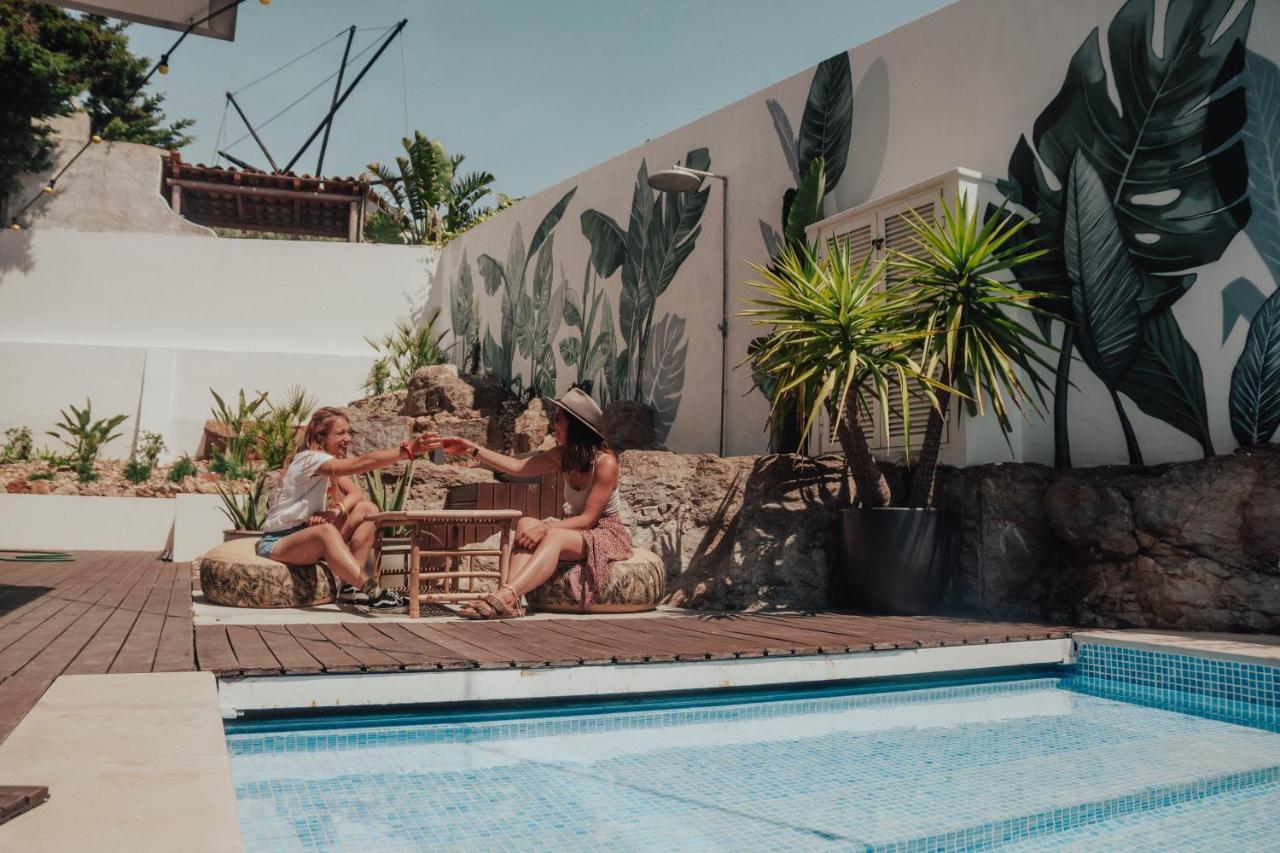 The Salty Pelican Yoga & Surf Retreat Ericeira Esterno foto
