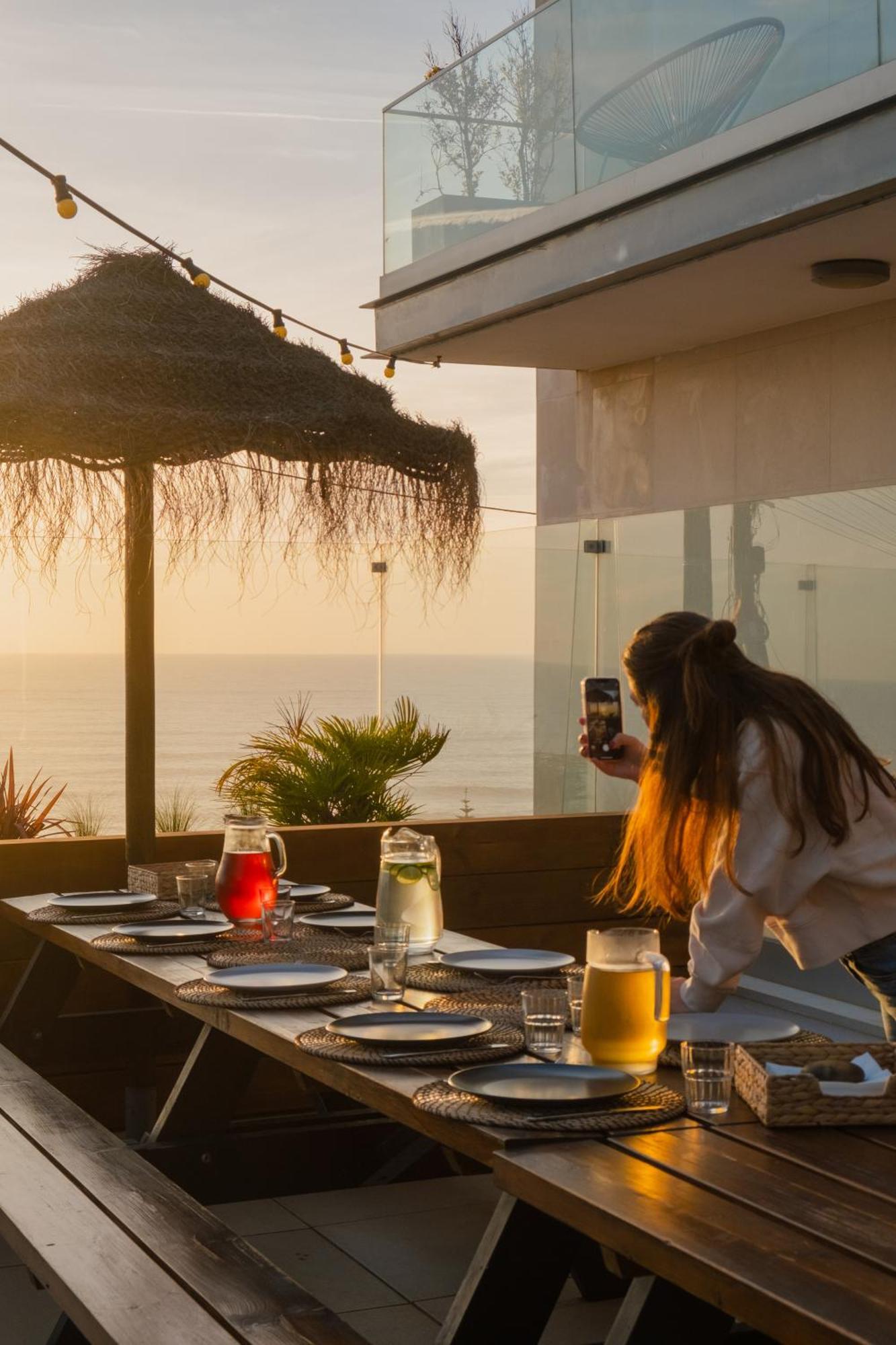 The Salty Pelican Yoga & Surf Retreat Ericeira Esterno foto